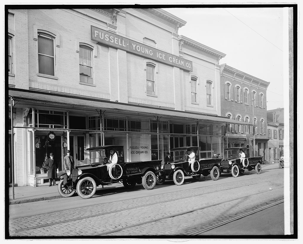 Old black and white photo of Fussell Young ice cream company building facade